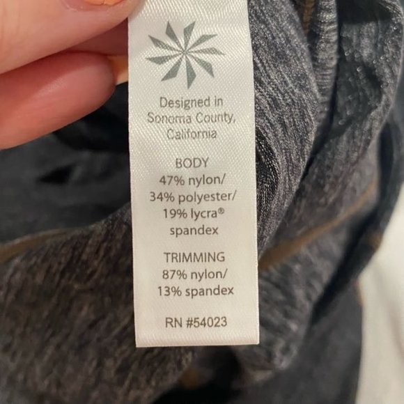 Athleta‎ High Rise Quest Mesh Chaturanga Capri Gray Legging Size L - Picture 6 of 10